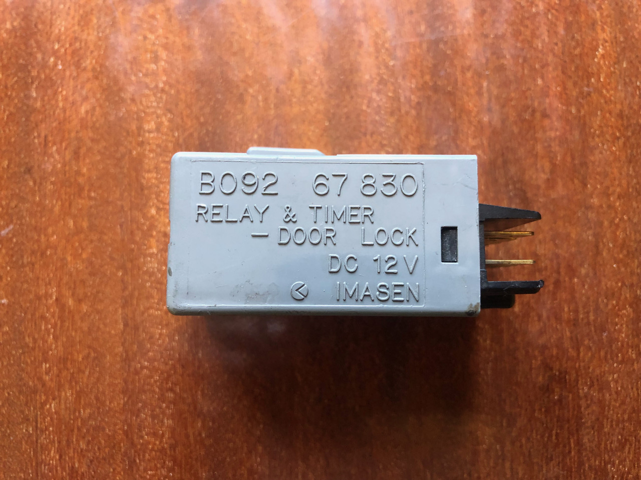 Реле RELAY & TIMERDOOR LOCK B092 67 830 Mazda 323 BG 1989 1994 Седан