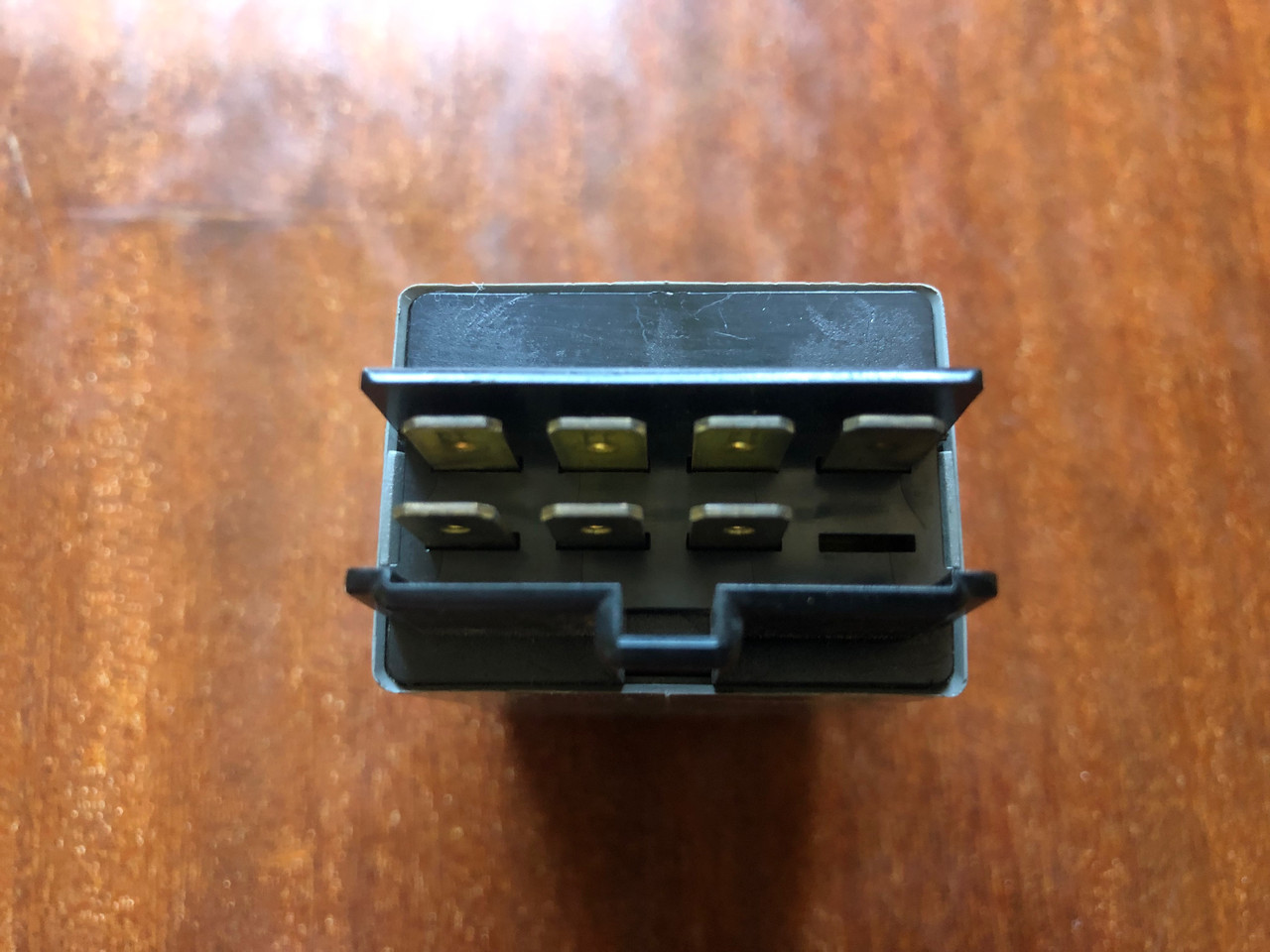 Реле RELAY & TIMERDOOR LOCK B092 67 830 Mazda 323 BG 1989 1994 Седан