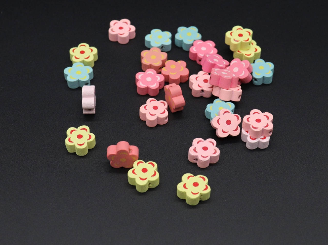 

Деревянные цветные заготовки для творчества. Цвет микс. 15мм