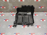 Кронштейн крепления аккумулятора 8200467409 Renault Megane II/ Scenic II