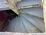 Г-подібна бетонна драбина з проміжним майданчиком, фото 2