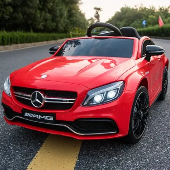 Дитячий електромобіль Mercedes C63 AMG червоний шкіряне сидіння, фото 1