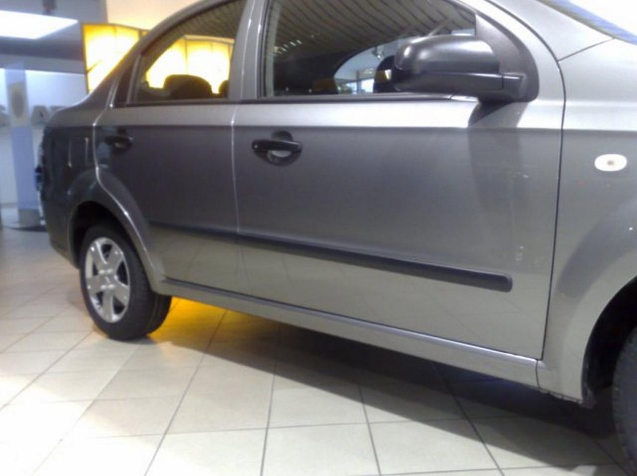 Молдинги на двери для Сhevrolet Aveo T250 седан, ZAZ Vida седан 2006+, фото 3