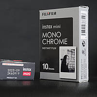 Монохромна миттєва плівка Fujifilm Instax Mini (10 експозицій) (2024- 04,2025 р).