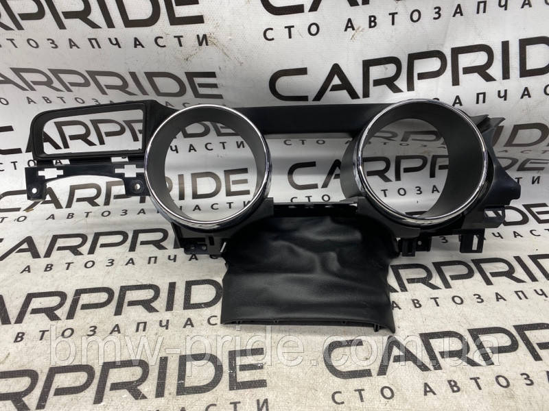 Накладка панелі приладів FORD Mustang MK6 2015 (б/у)