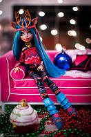 Лялька-монстер хай Ізі Дауденсер Шкільний Обмін Monster High Brand-Boo Students Isi Dawndancer Doll