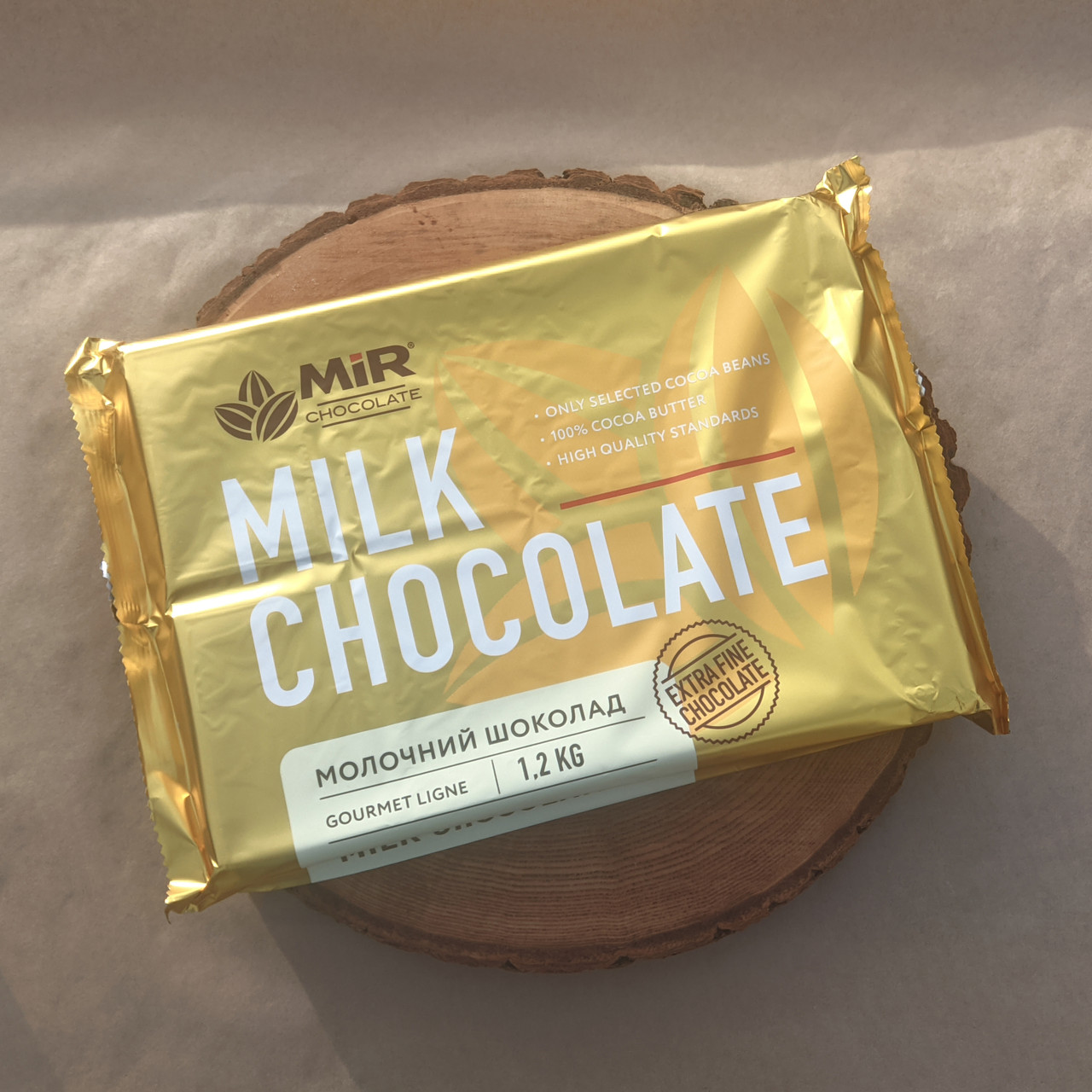 Шоколад молочний 28% СВІТ (MIR Chocolate) 1,2 кг плитка фольга