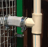 Трійник для ніпельної системи поїння