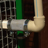 Кутник для ніпельної системи поїння