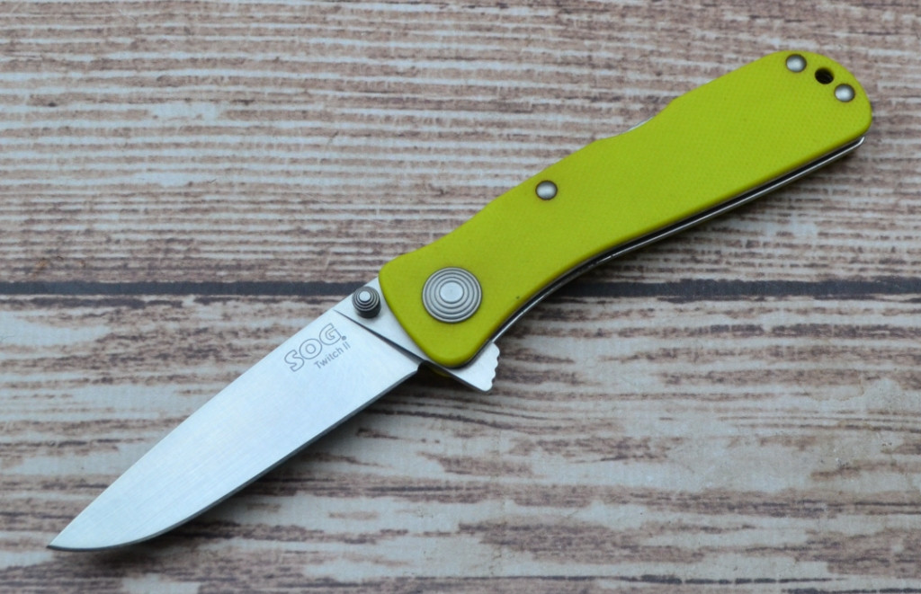 Ніж SOG Twitch II lime china
