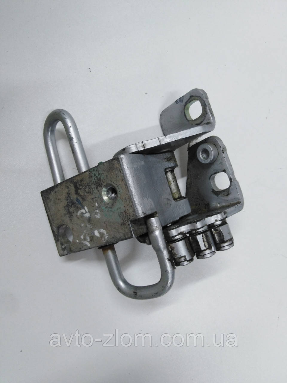 Петля передніх дверей Volkswagen Golf 5, Touran, Гольф 5, Тауран. Нижня права. 1K0831412P., фото 1