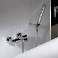 НАСТІННІ ЗМІШУВАЧІ ДЛЯ ВАННИ