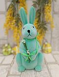 Великодній кролик з вербовими гілочками для прикраси стола на свято h 30 см, фото 4