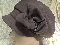 Жіноча кепка картуз з драпу з брошкою