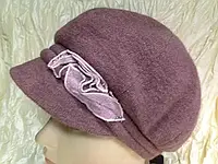 Женская кепка с украшением цвет фрезия