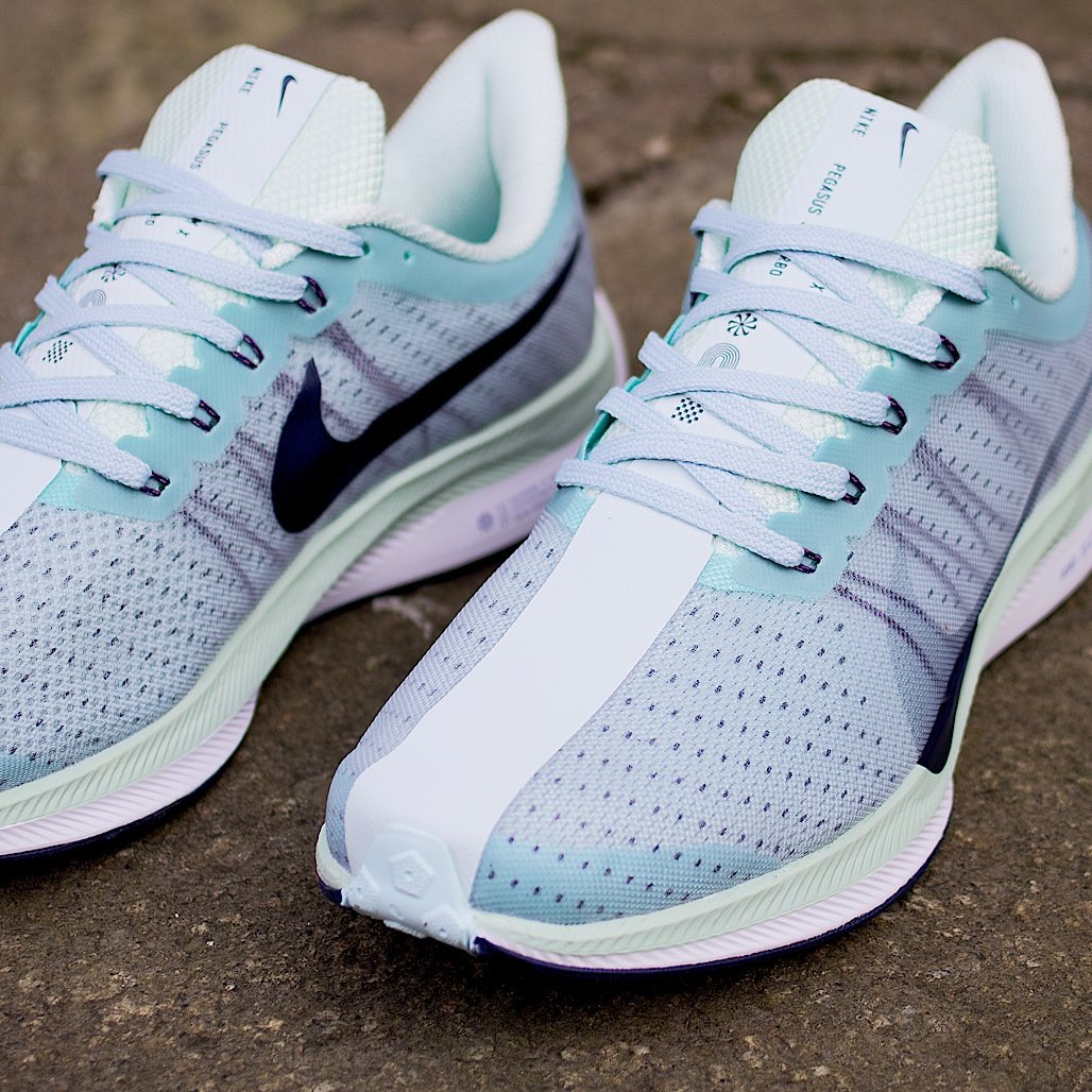 Pegasus 35 extra wide top