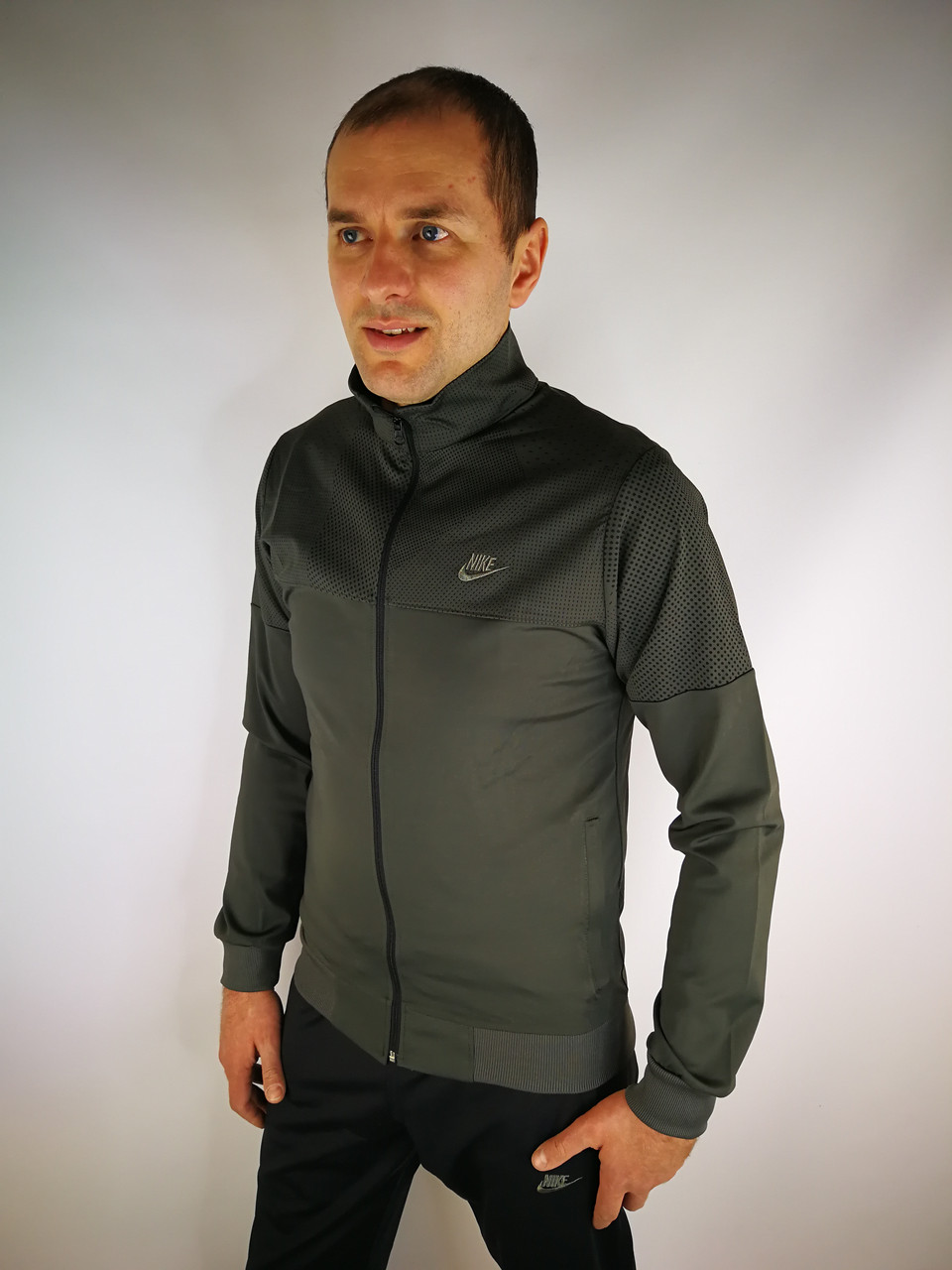 Ластиковый спортивний костюм Adidas