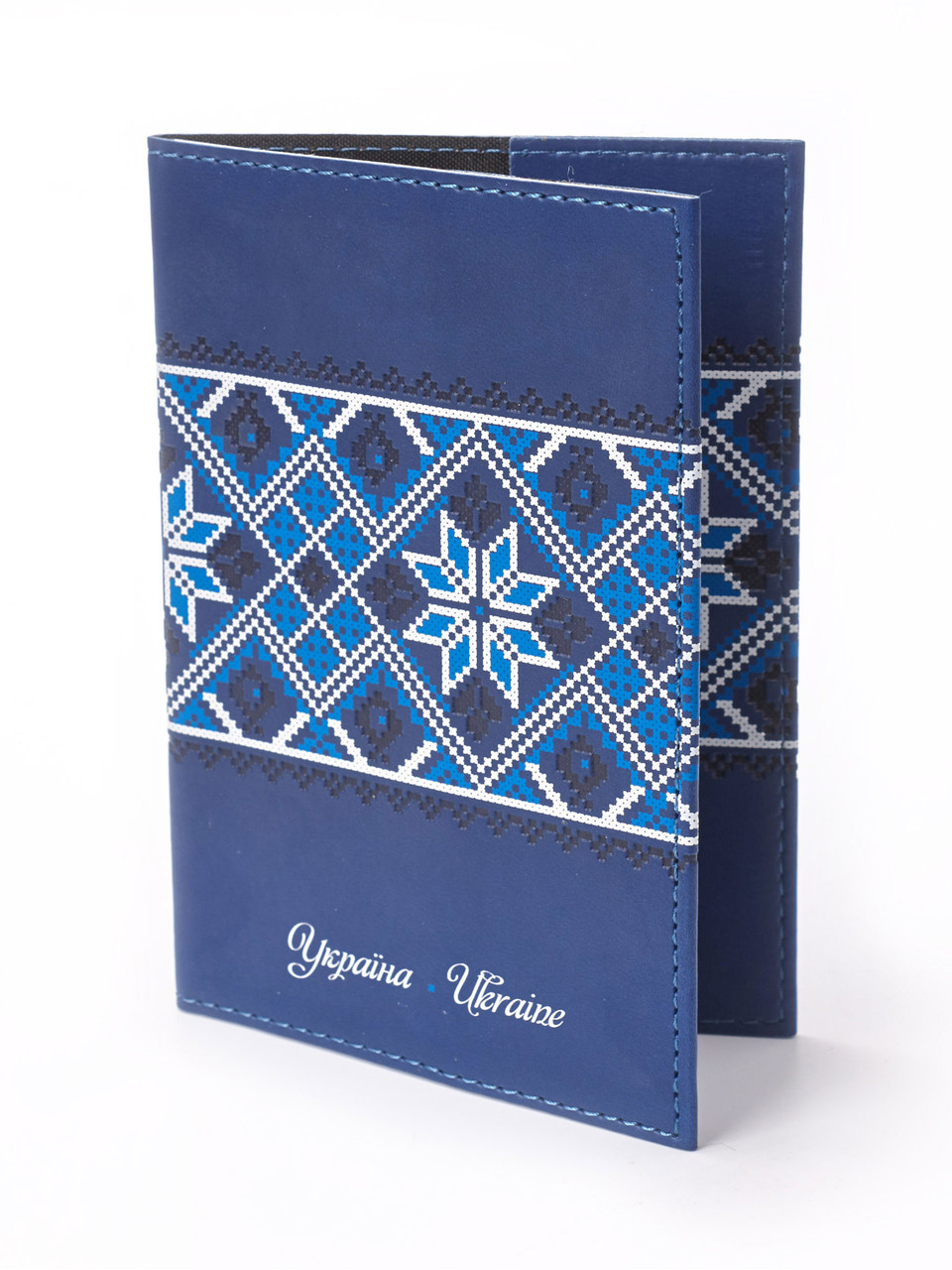Обкладинка для паспорта з принтом "Вишиванка біло-блакитна"