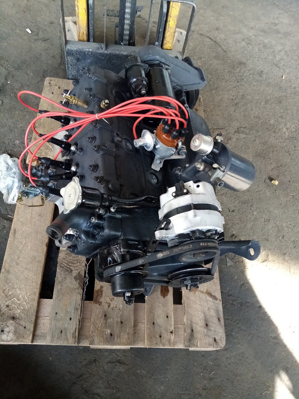 Двигун газ 52 c зберігання новий