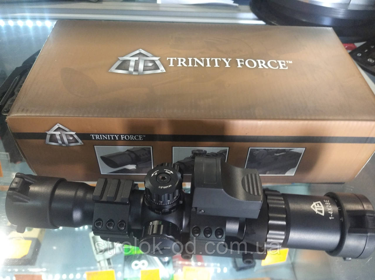 Приціл Trinity Force 1-4x28 тактичний, загінний.
з каліматором., фото 1