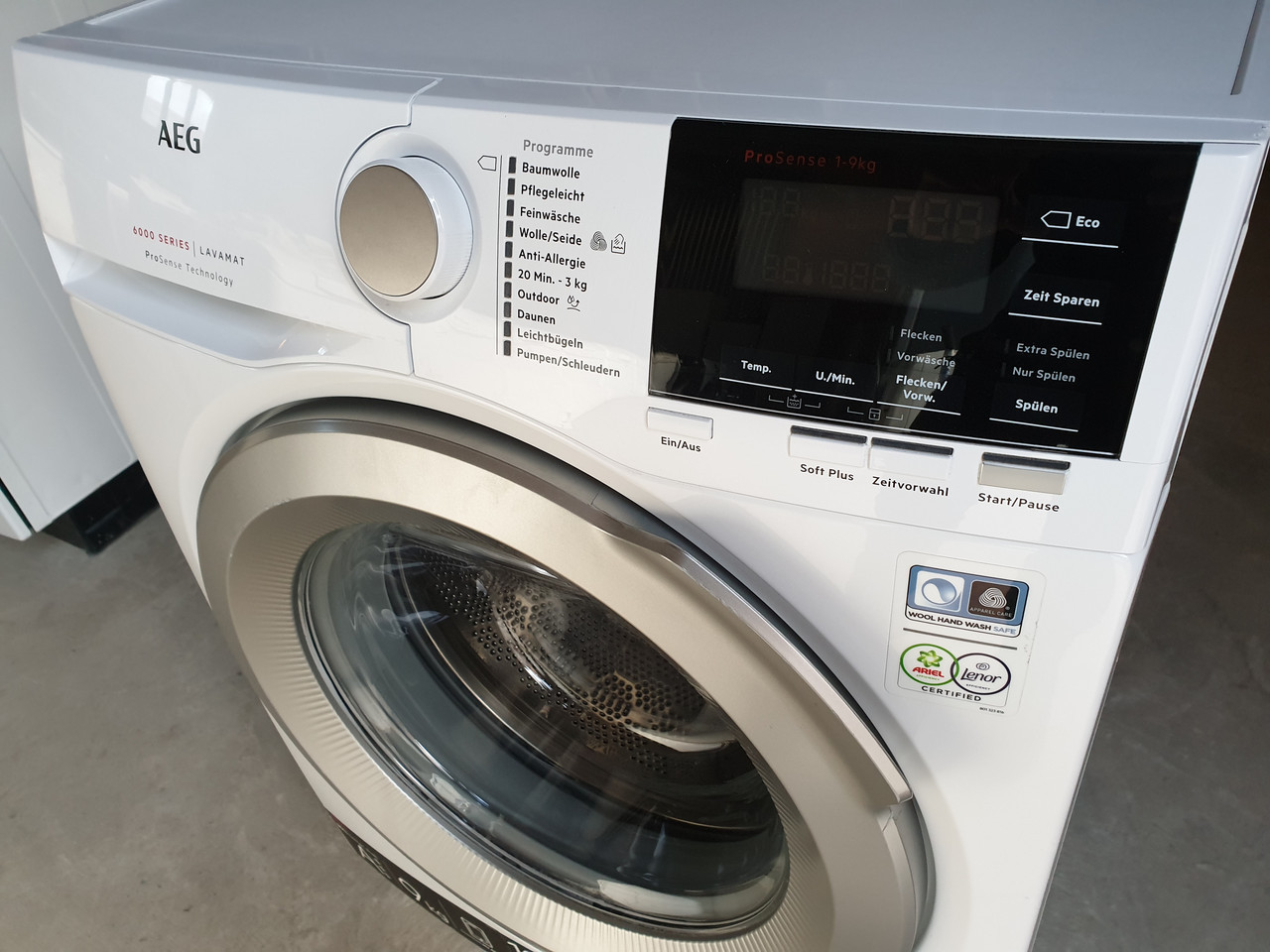 Стиральная машина AEG lavamat 6000 Series ProSense 9 KG / 2018-го года выпуска / L6FB67490 - фото 5 - id-p1546846075