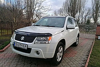 Дефлектор капота на Suzuki Grand Vitara 2005-2017. Мухобойка на Suzuki Grand Vitara