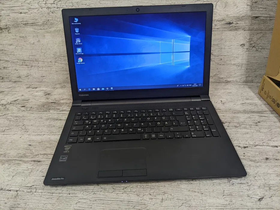 Ноутбук Toshiba 8/750 GB Intel i3 15.6 Intel HD, фото 1