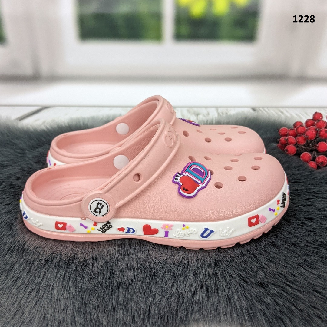 Крокси сабо підліткові для дівчинки пудрові Dago Style р-р 33-36