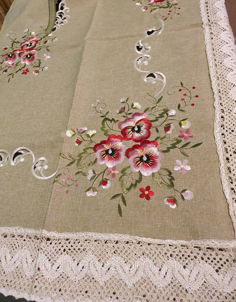 Скатертина 220*150 з вишивкою