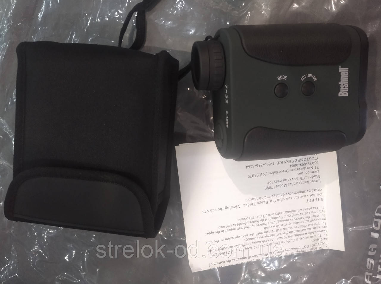 Лазерний далекомір BUSHNELL 7х32  ⁇  1200 метрів