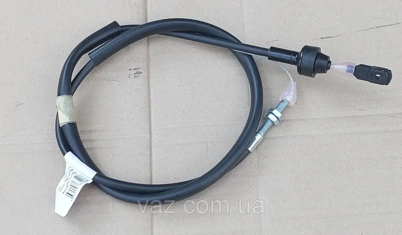 Педаль газа с тросом ваз 2107 инжектор. Тросик газа 2107. Трос газа 2107 инжектор. Трос газа 2107 инж. Тросик газа ваз 2107 карбюратор.