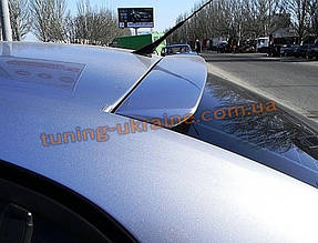 Спойлер на заднє скло з ABS пластику на Opel Vectra C 2002-2008