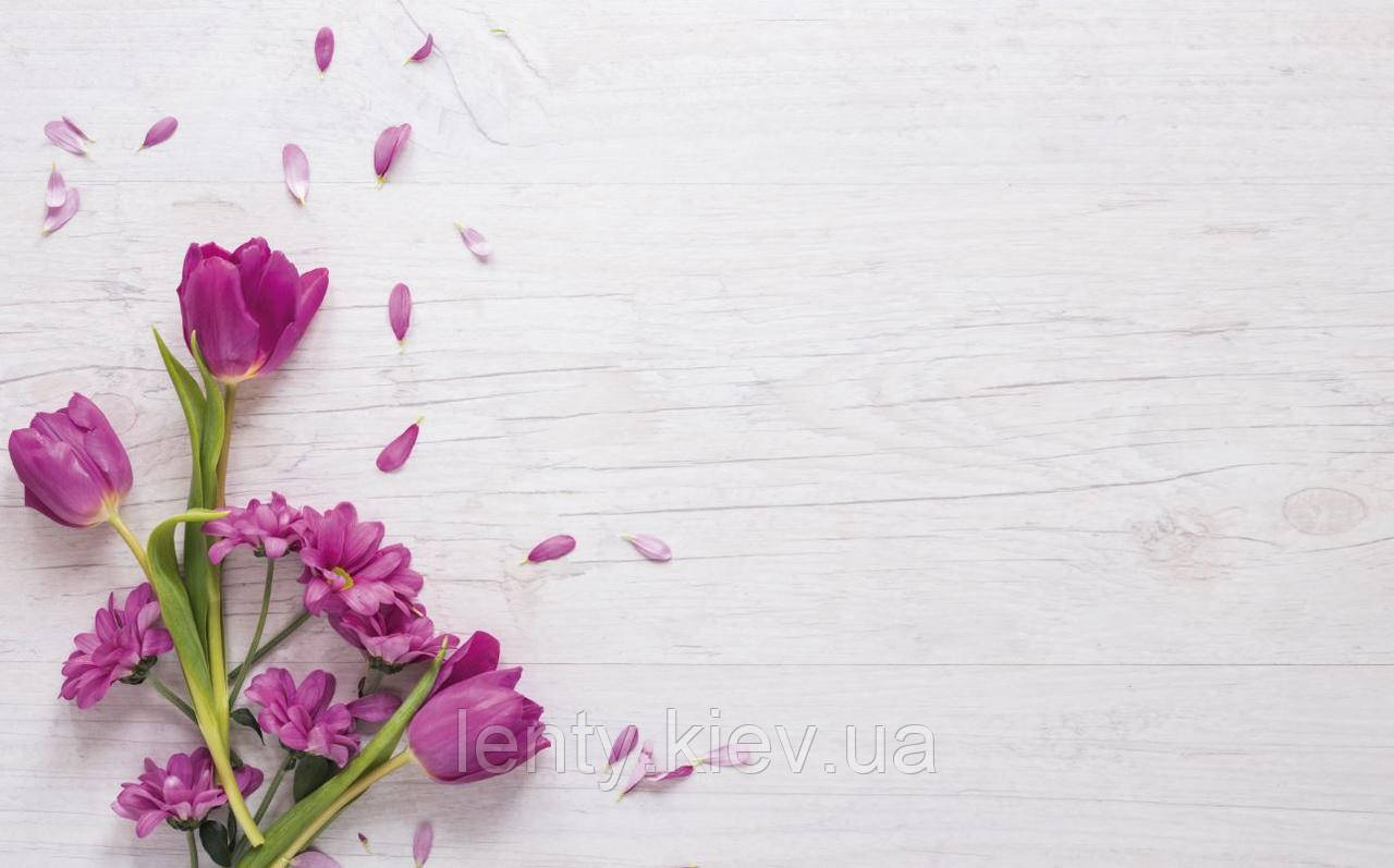 Фото-фон вініловий 120×75 см "Фіолетові квіти на дерев'яному фоні", фон для предметної зйомки ПВХ