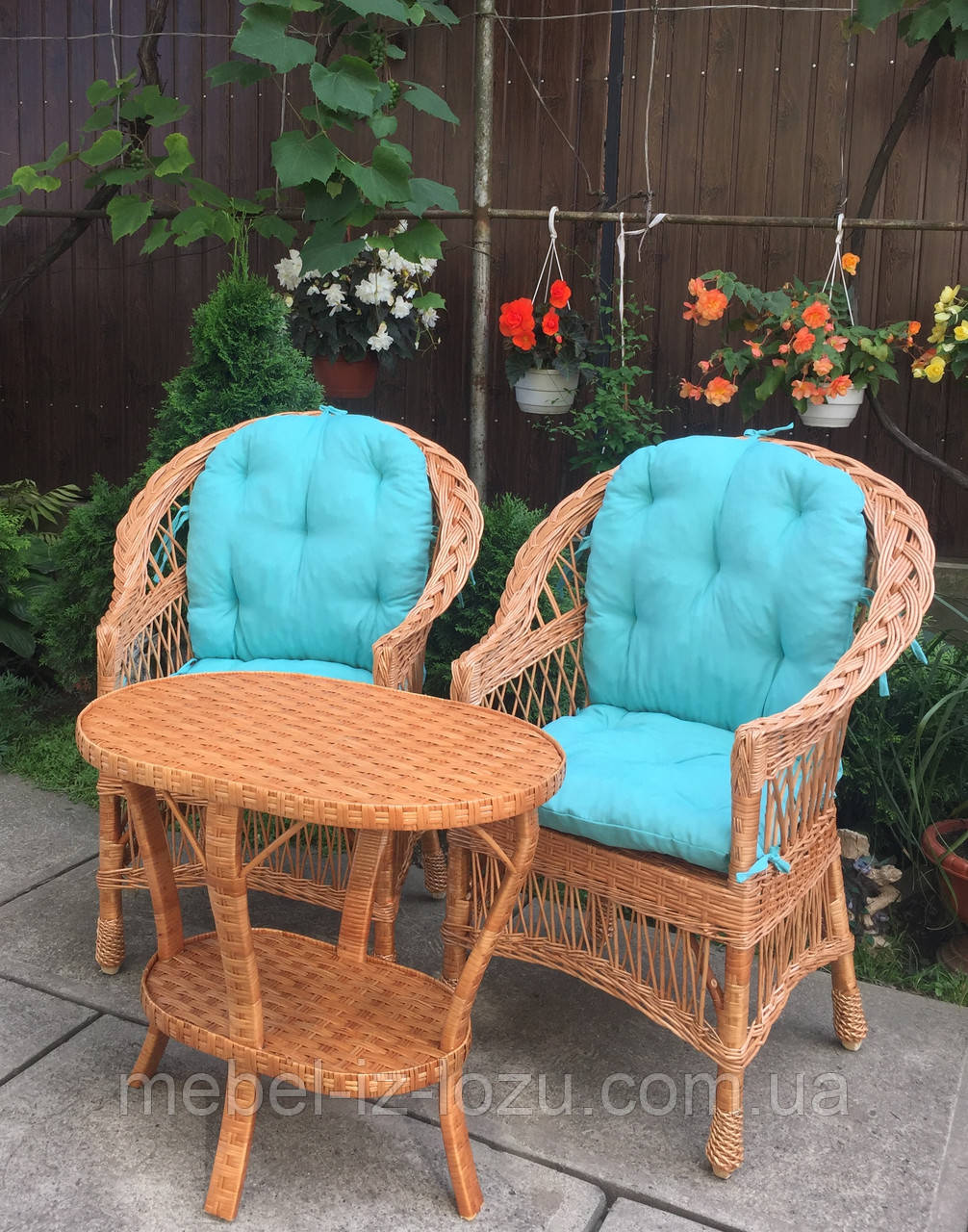 2 кресла "Обычных" с голубыми подушками + овальный столик "Краб" - фото 4 - id-p1551142011