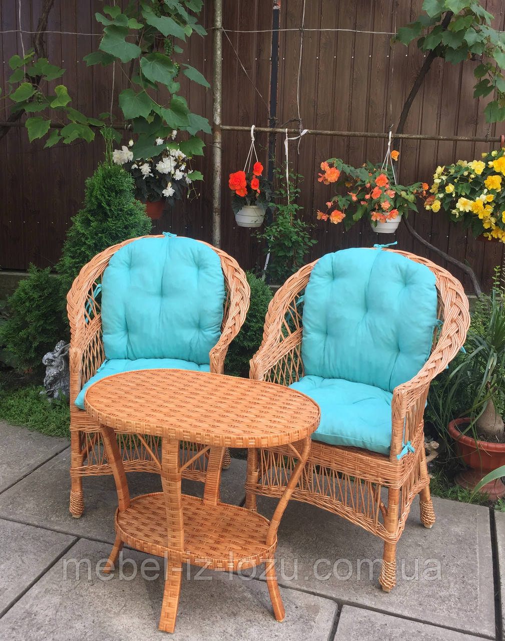 2 кресла "Обычных" с голубыми подушками + овальный столик "Краб" - фото 5 - id-p1551142011
