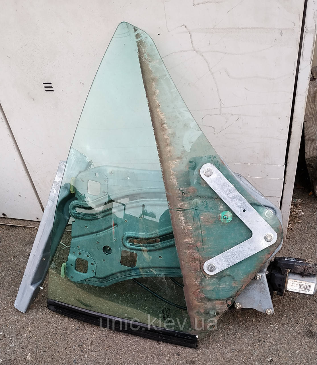 Скло заднє ліве опускаєме Рено Меган 2 кабріолет б/в