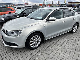 Дефлектори вікон (вітровики) клею / накладні Volkswagen Jetta 2011+ 4шт (Anv)