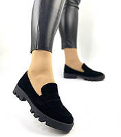 Жіночі чорні туфлі з натуральної замші