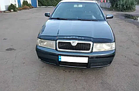 Дефлектор капота мухобойка на Skoda Octavia I, Tour седан/універсал 1996-2010.