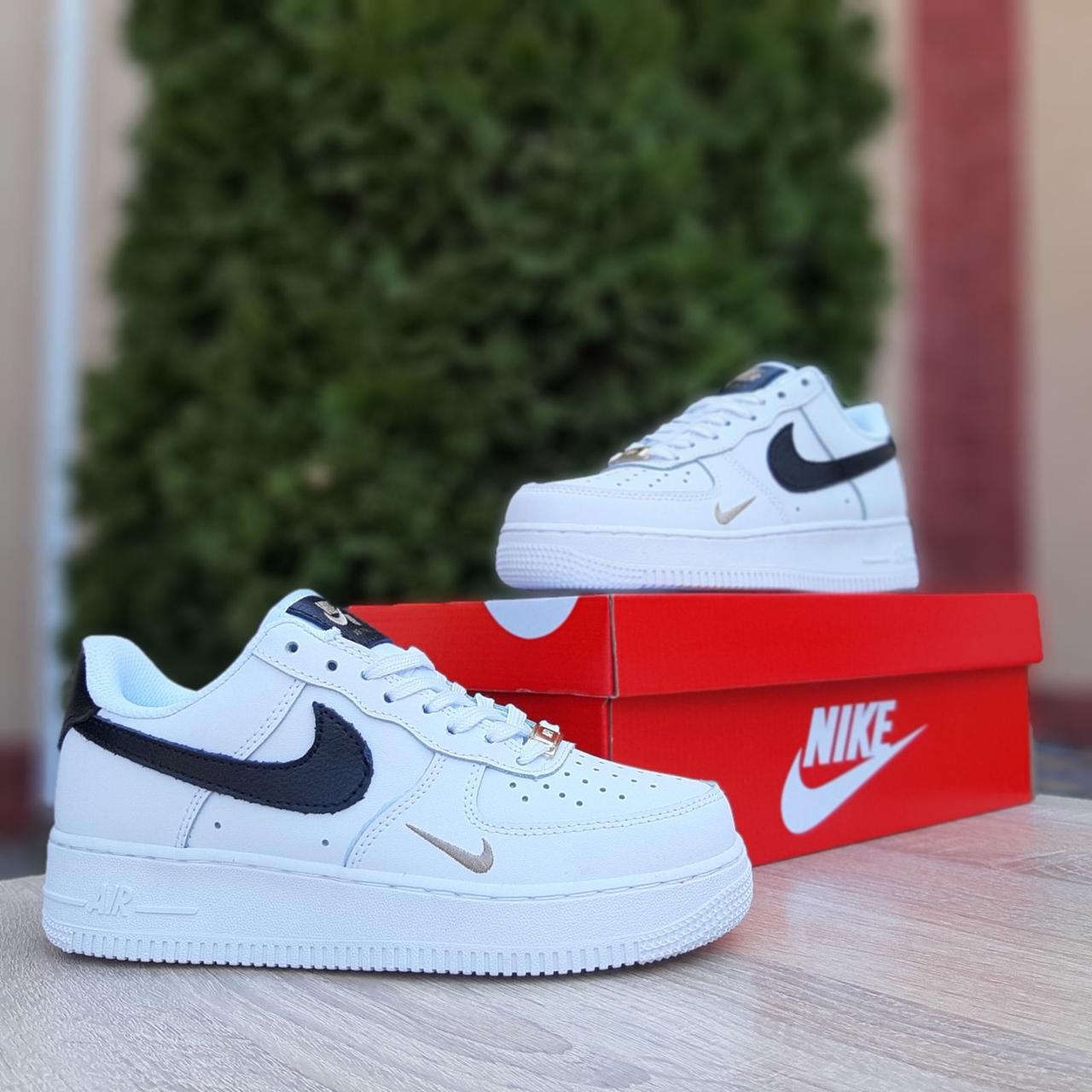 Nike air force 1 paloma negra sale