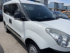 Дефлектори вікон (вітровики) OPEL COMBO C 2011R-> (вставні)