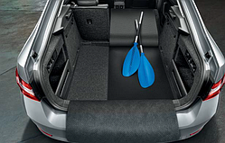 Килимок в багажник розкладний двосторонній Superb Combi III