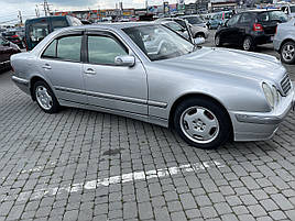 Дефлектори вікон (вітровики) Mercedes E-klasse 210 1995-2002 Sedani 4 шт (HIC)
