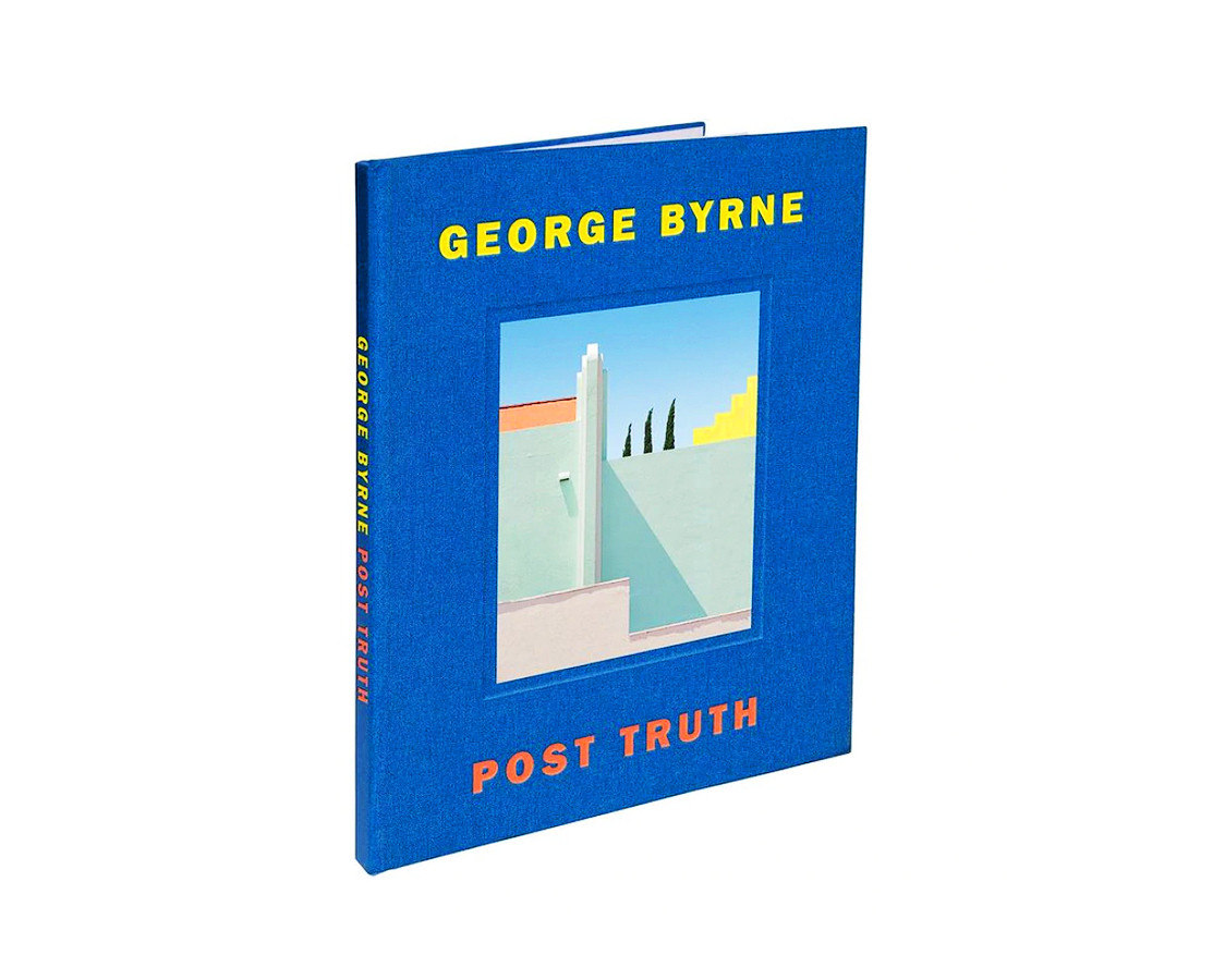Книга для фотографів George Byrne: Post Truth (Signed/numbered) книги про вуличну фотографію Джорджа Бірна, фото 1