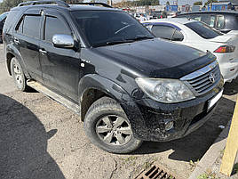 Дефлектори вікон (вітровики) Toyota Hilux/Runner 2004 -> 4D 4 шт (HIC)