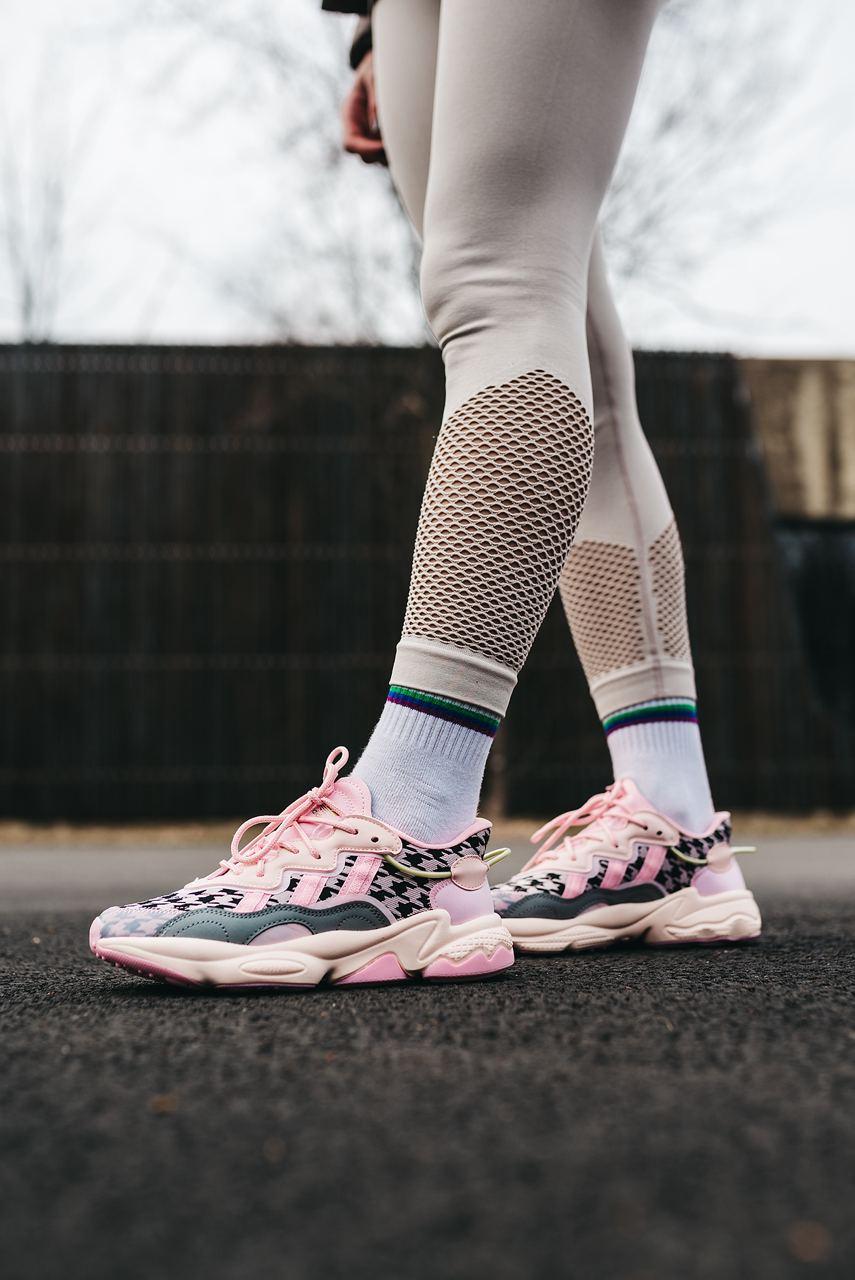 Жіночі кросівки Adidas Ozweego Pink адідас озвиго рожеві повсякденні на весну демісезонні, фото 1