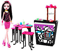 Monster High Ігровий набір Дракула і Кафе Крипатерия Beast Bites Cafe Draculaura Doll & Playset