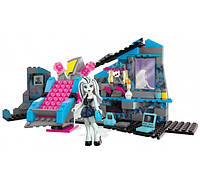 Mega Bloks Monster High Frankie Steins Electrifying Room Building Set