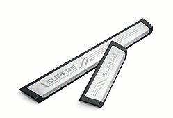 Накладки на пороги Skoda Superb III