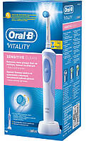 Зубная щетка Oral B VITALITY D12.513s Sensitive Clean